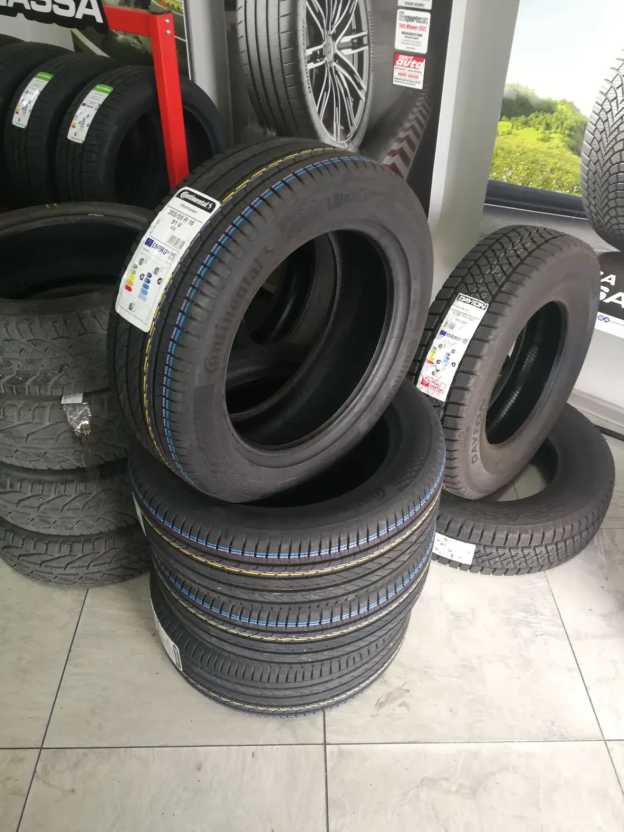 Qué tener en cuenta al comprar neumáticos de automóvil Denizli